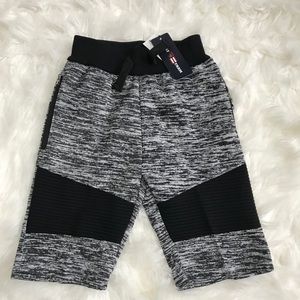 Boys Phat Farm shorts NWT